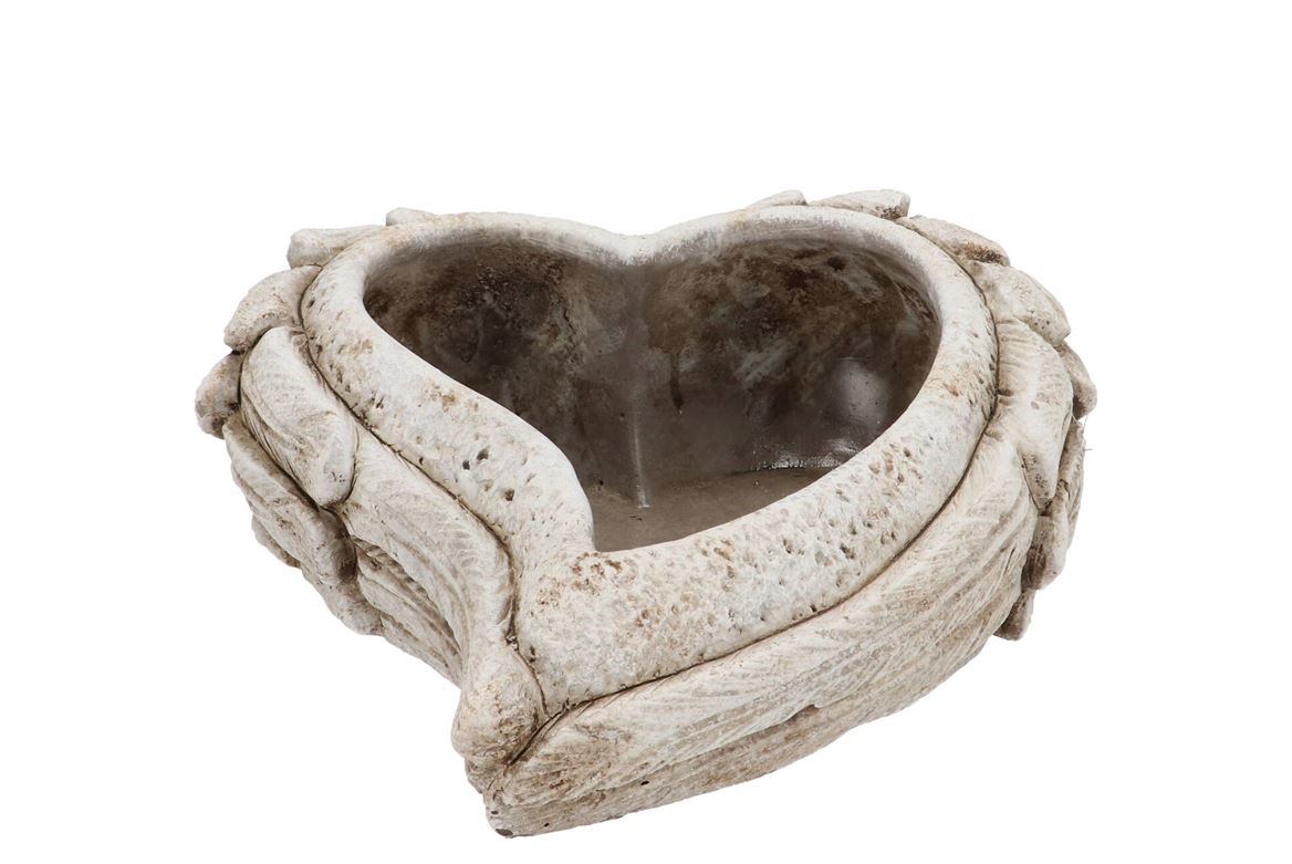 Concrete Heart Top Wings Planter Curved 26x24x9cm